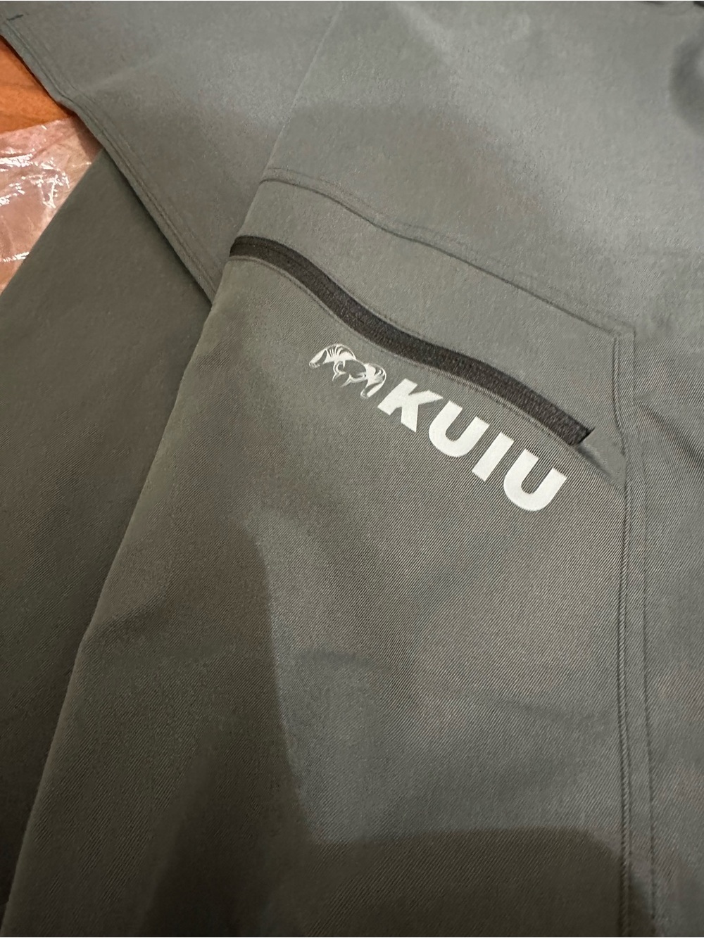 KUIU Men's gun metal Tactical Outdoor Pants - Picture 5 of 7